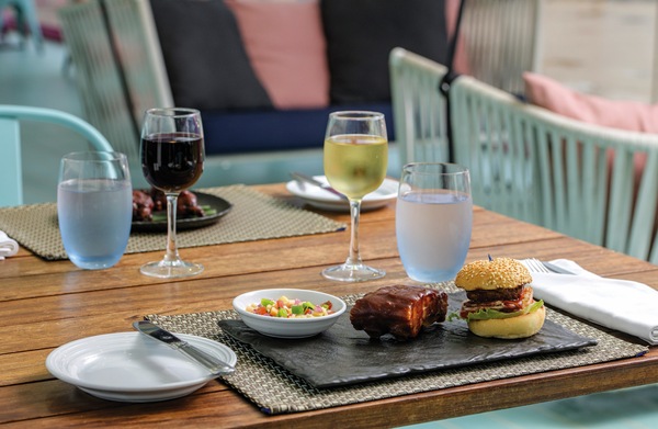 Marella Cruises Marella Explorer 2 Beach Cove Dishes ©Ben Waller 2.jpg